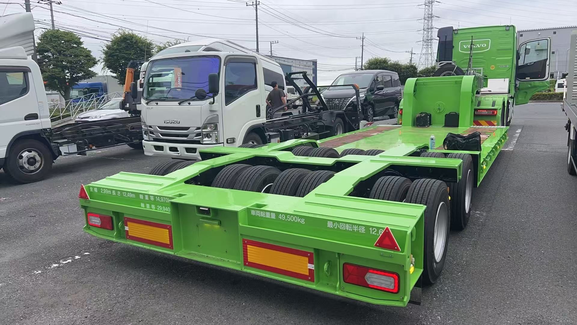 2軸16輪連動ステアリング油圧ジャッキ伸縮-1